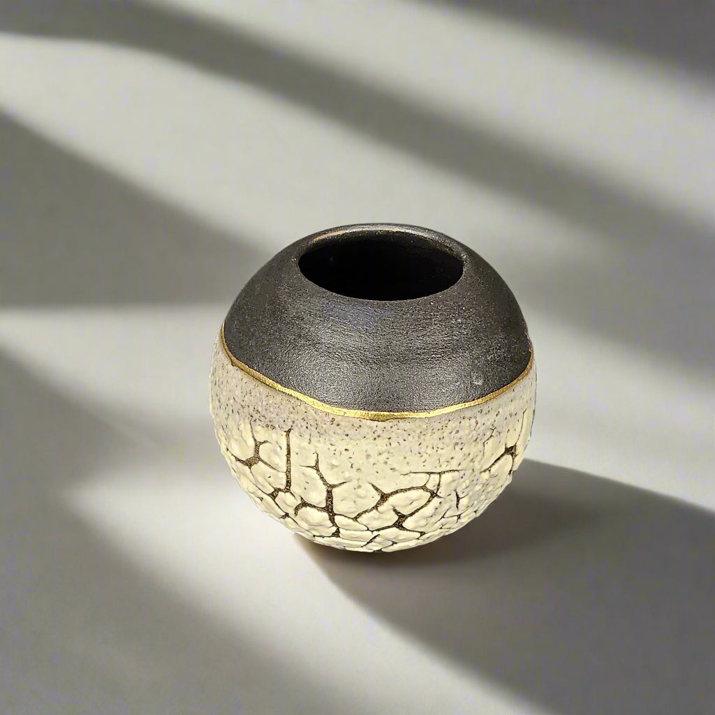 Mini lichen moon jar with black and gold