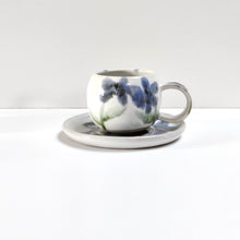 Load image into Gallery viewer, Flowers round espresso coffee cup