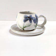 Load image into Gallery viewer, Flowers round espresso coffee cup